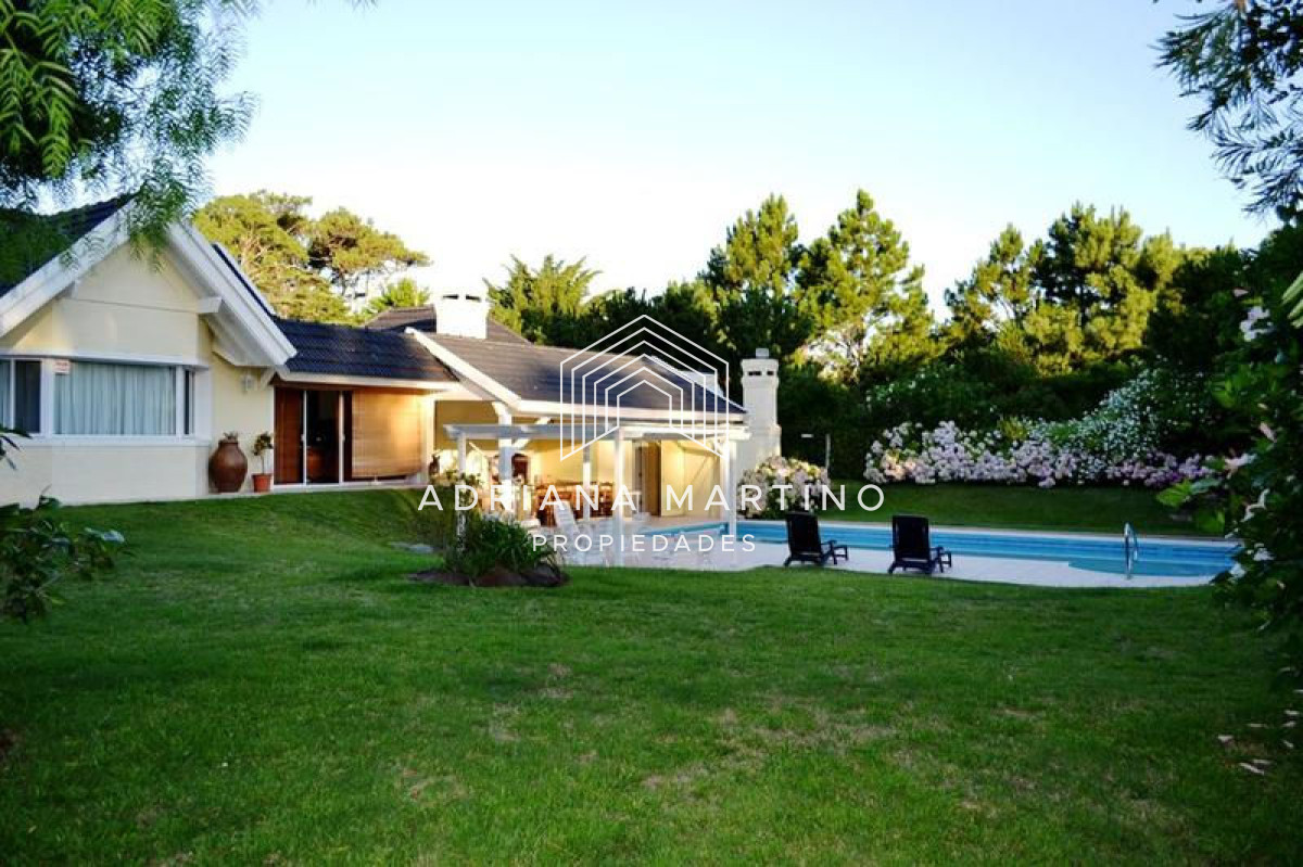 Casa ID.33642 - Magnifica residencia en Playa Mansa