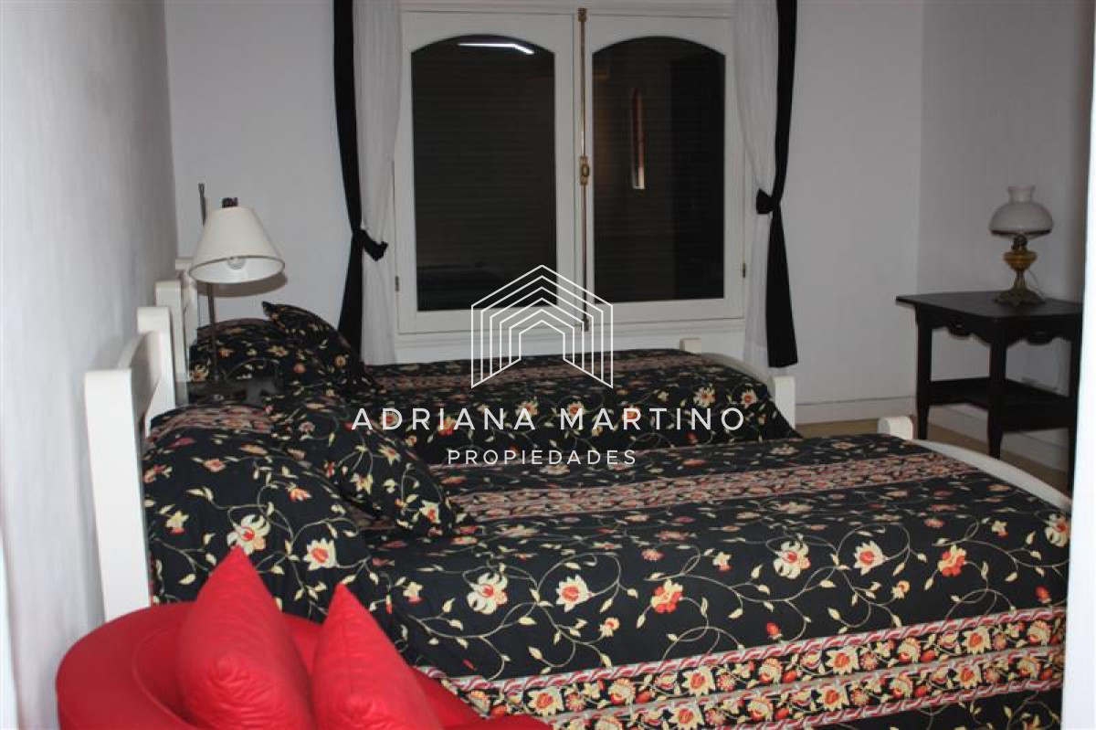 Casa ID.33940 - Excelente propiedad en venta 