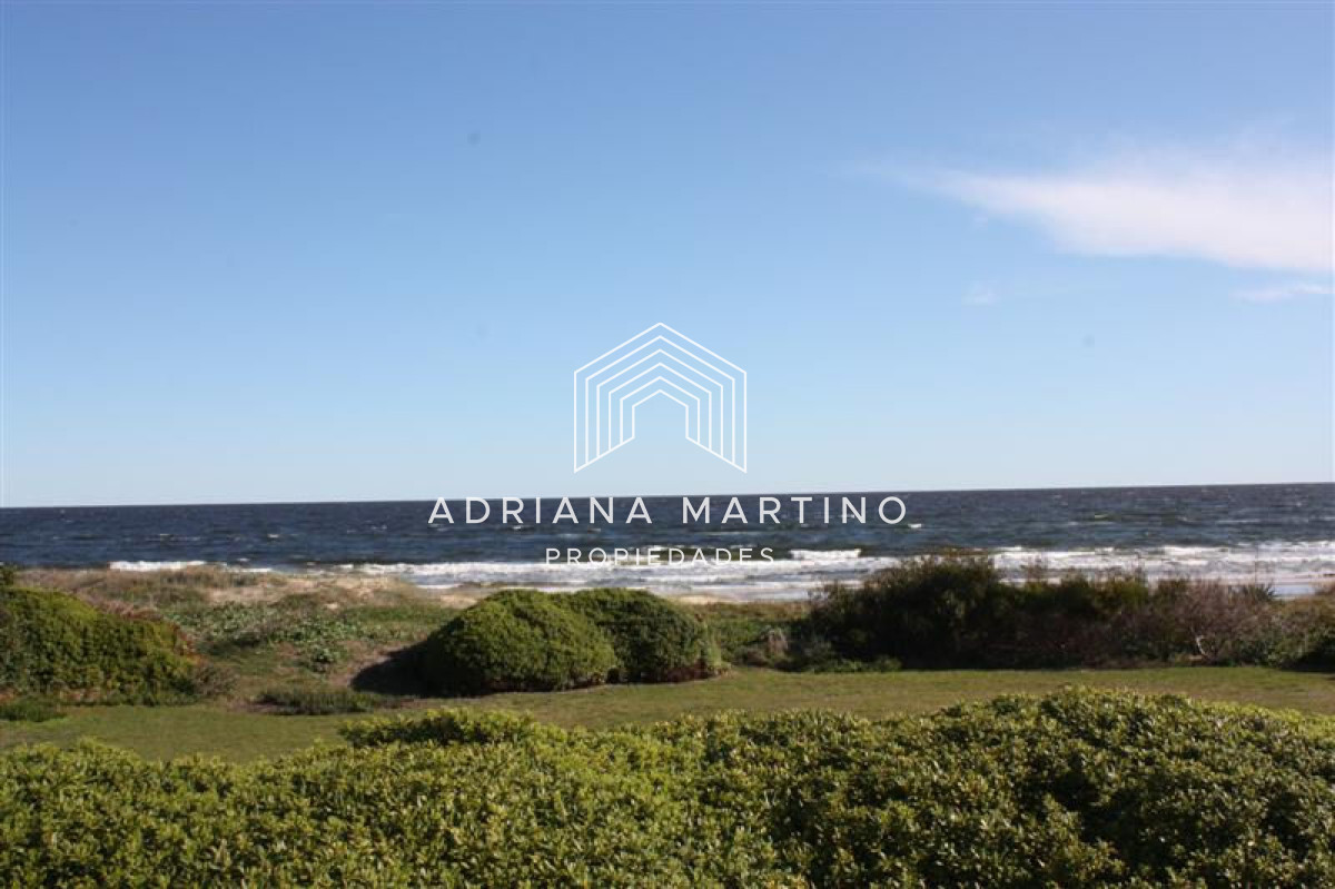 Casa ID.33940 - Excelente propiedad en venta 