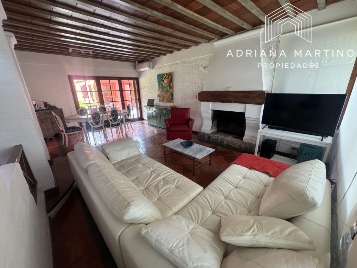 Casa ID.71910 - Excelente casa en San Rafael