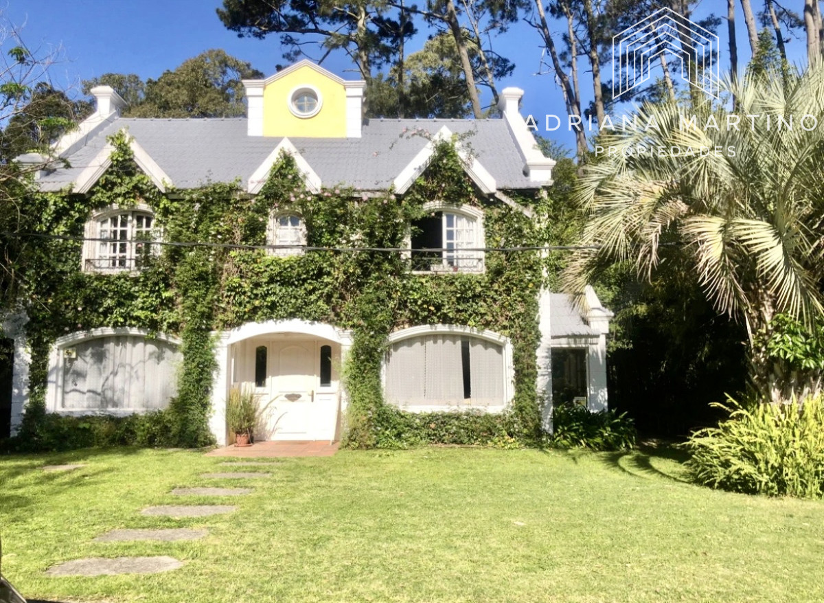 Excelente propiedad en pinares punta del este