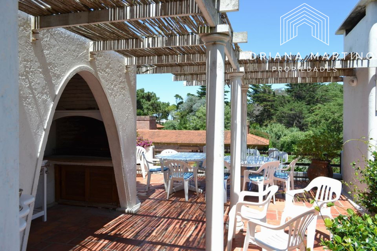 Casa ID.34201 - Casa en Rincón del Indio 6 dormitorios con terraza y barbacoa