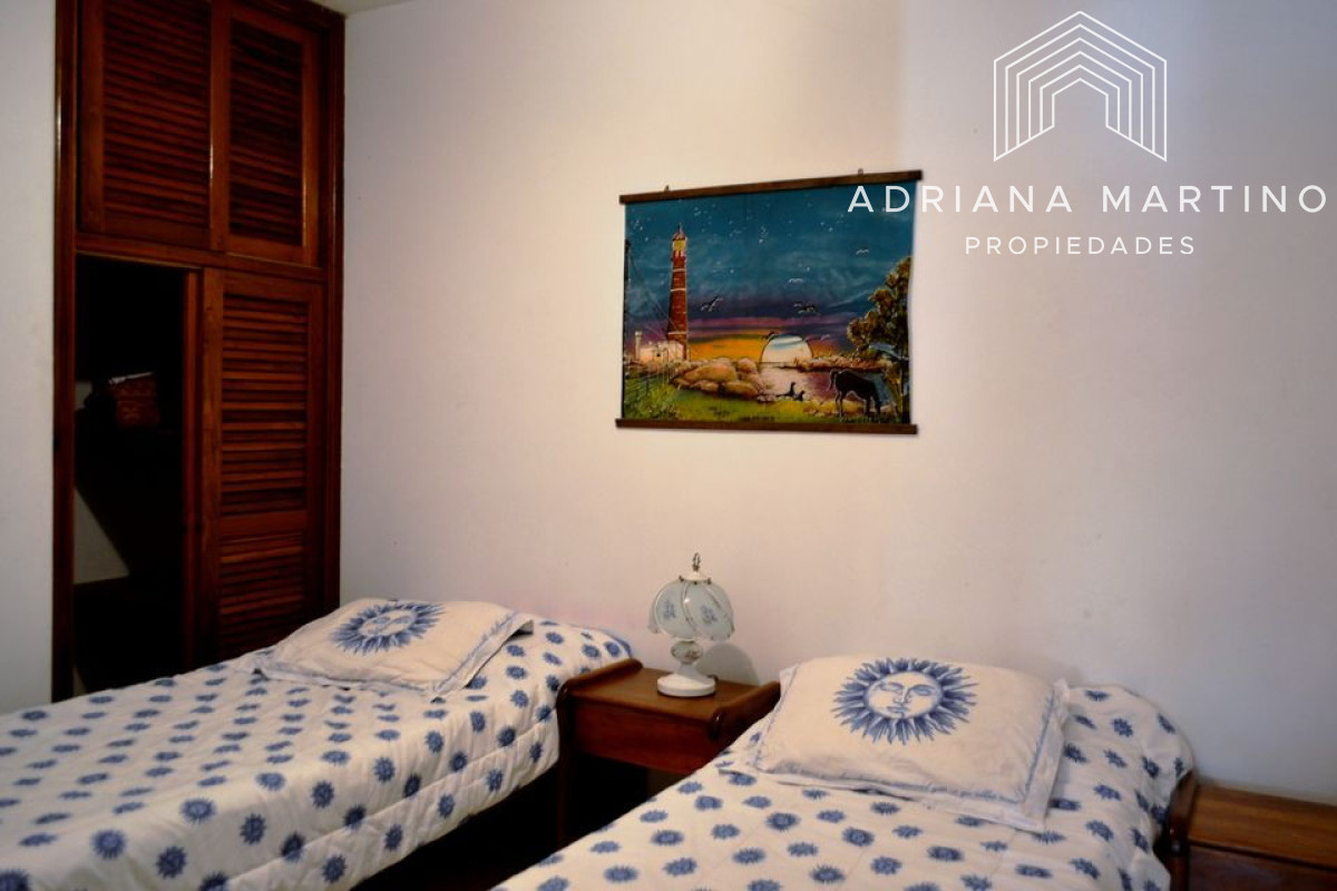 Casa ID.34201 - Casa en Rincón del Indio 6 dormitorios con terraza y barbacoa