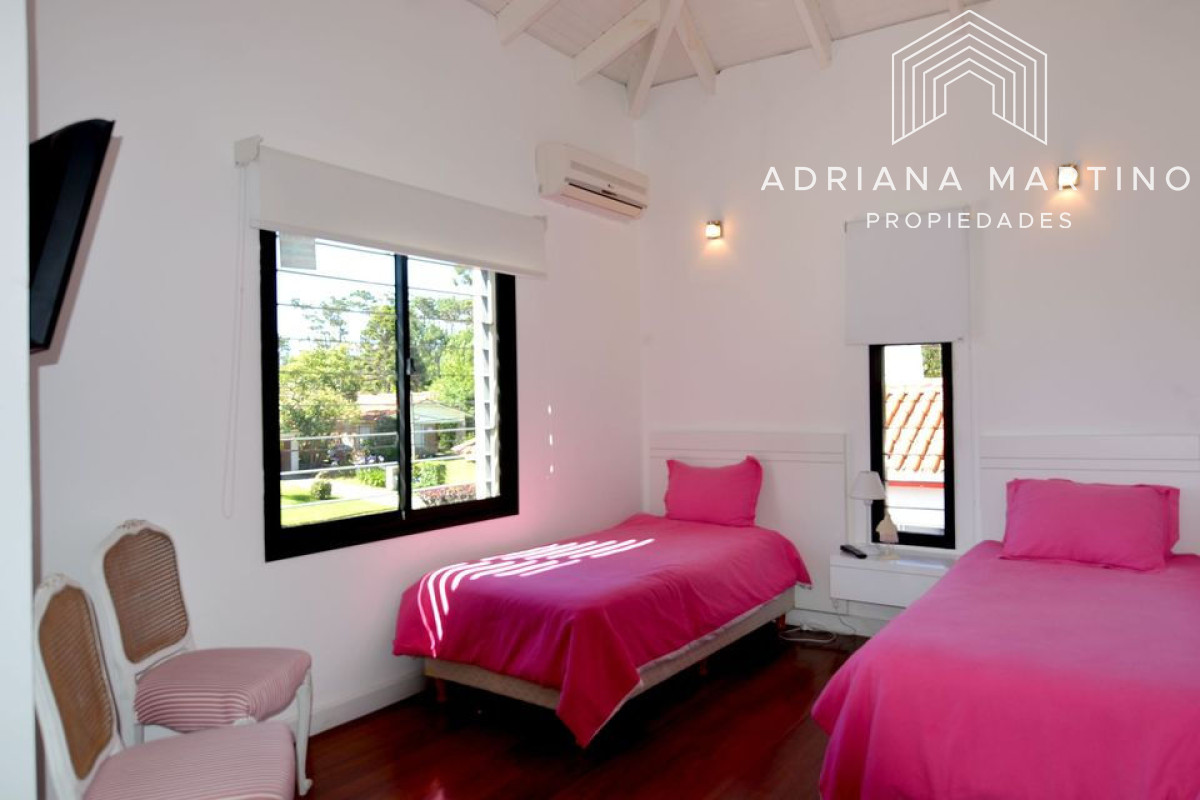 Casa ID.33799 - Excelente casa en playa mansa 