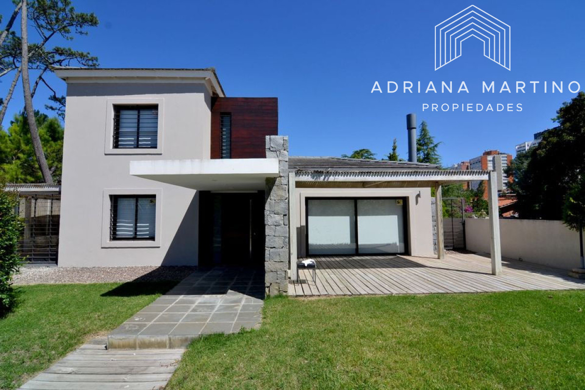 Casa ID.33799 - Excelente casa en playa mansa 