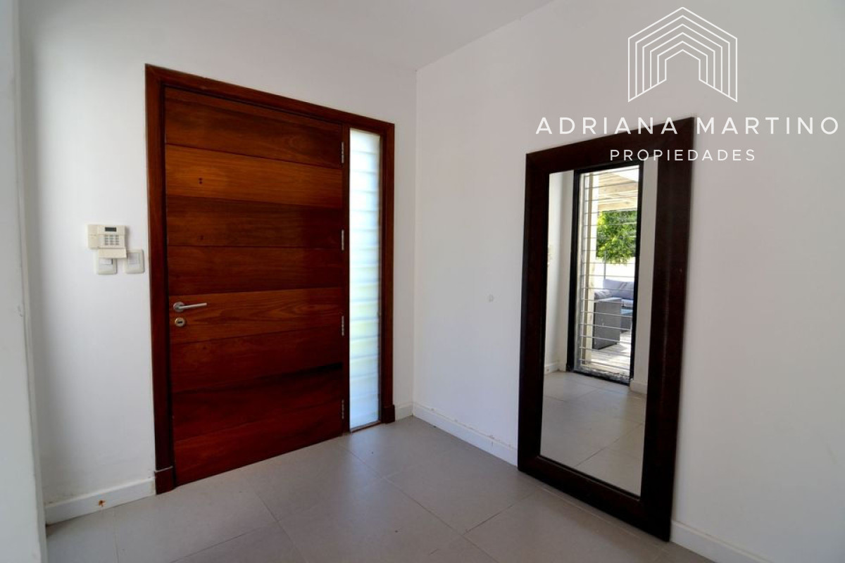 Casa ID.33799 - Excelente casa en playa mansa 