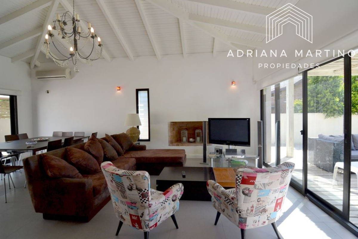 Casa ID.33799 - Excelente casa en playa mansa 