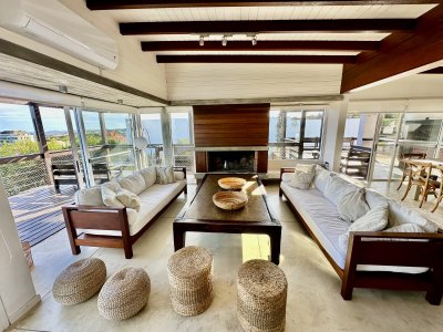Moderna casa en El Chorro