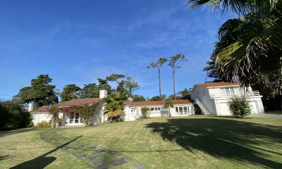 Hermosa propiedad a cuadras de la playa brava en Punta del Este