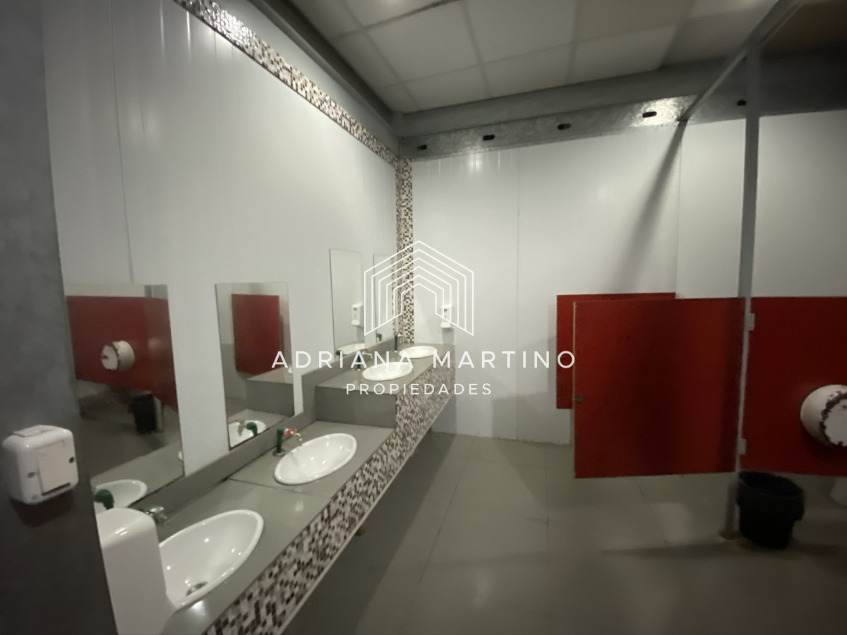 Local Comercial ID.69156 - Local en Maldonado, Maldonado