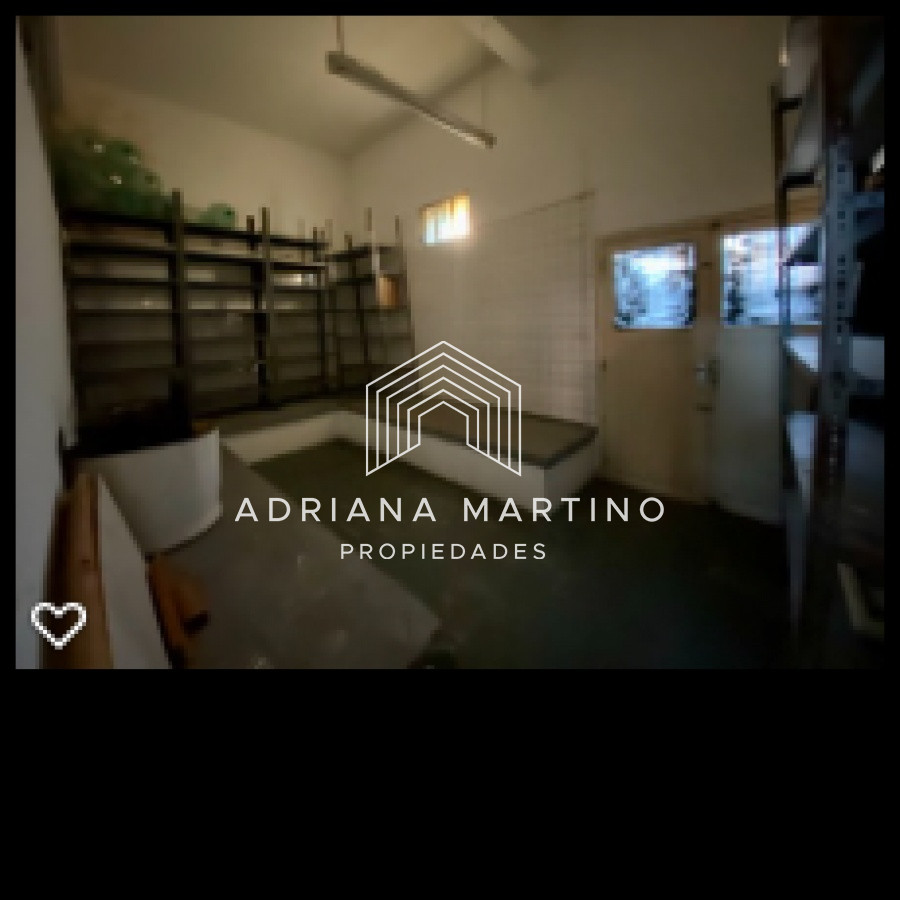 Amplio local comercial en Maldonado - GoPunta - Portal Inmobiliario de Punta del Este - Maldonado