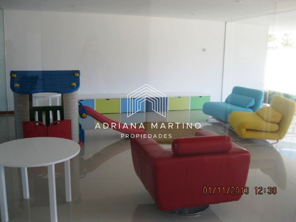Apartamento ID.71107 - Excelente penthouse duplex en primera línea playa brava 