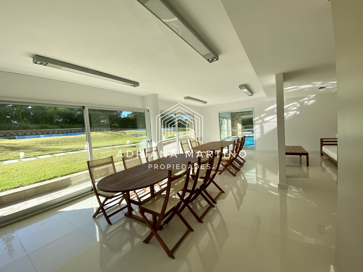 Apartamento ID.69818 - Excelente Penthouse con piscina climatizada privada en Playa Brava 