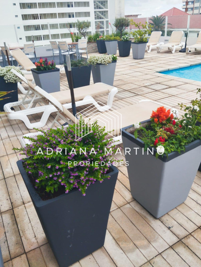 Apartamento ID.71737 - Península 2 dorm vista y servicios 