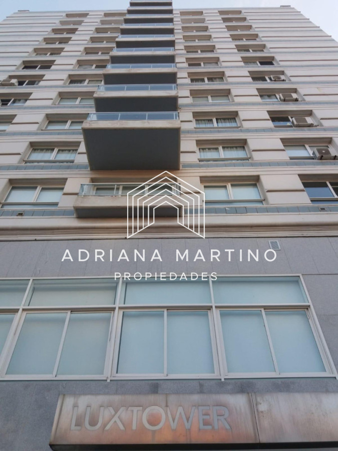 Apartamento ID.71737 - Península 2 dorm vista y servicios 