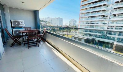 Apartamento ID.1392 - TORRE ESMERALDA VENTA Y ALQUILER, PLAYA BRAVA - PUNTA DEL ESTE