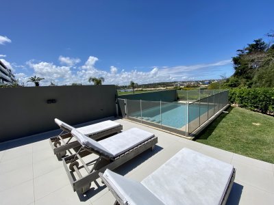 DEPARTAMENTO EN VENTA. TIBURÓN TERRAZAS BARRA. PUNTA DEL ESTE