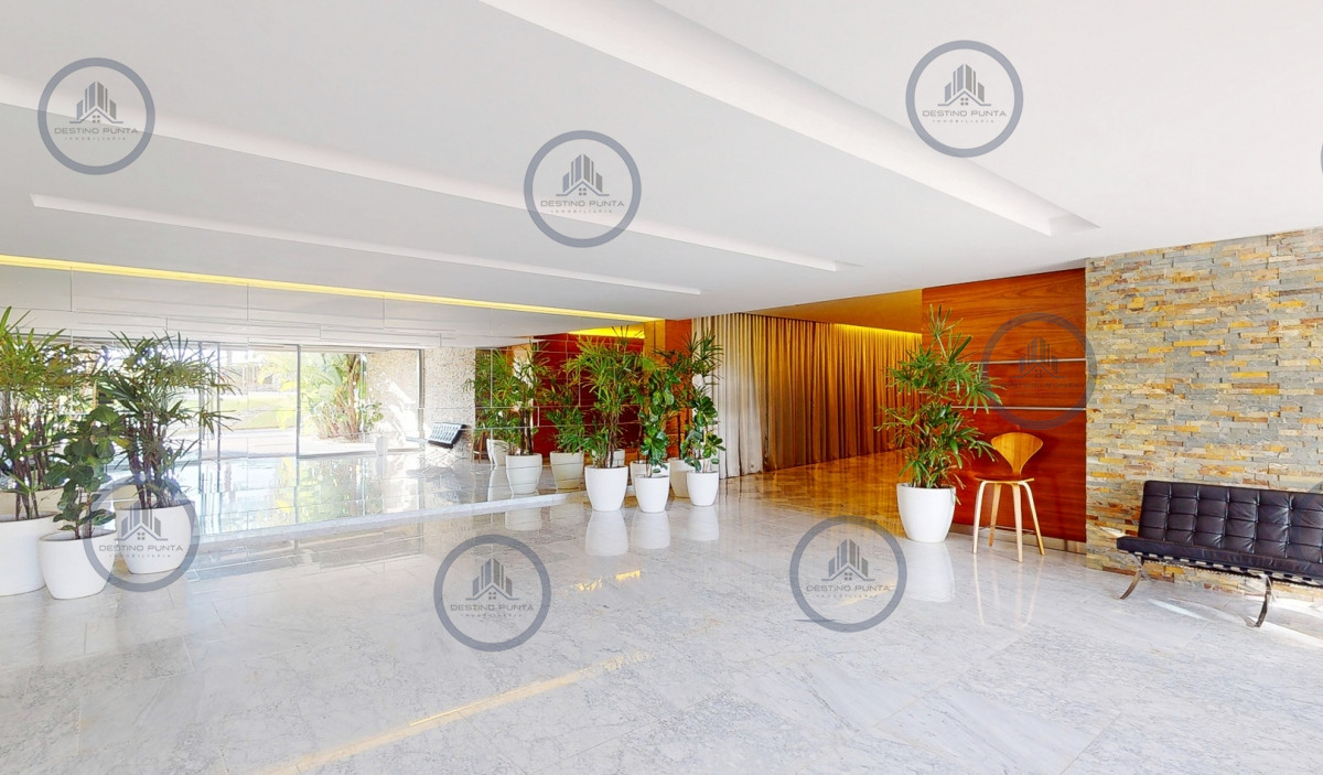 Apartamento ID.1074 - Tiburón Terrazas Barra. Sobre Playa Brava. Punta del Este.
