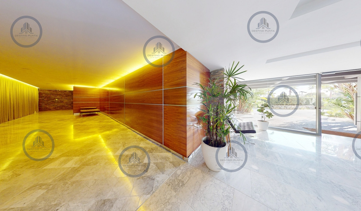 Apartamento ID.1074 - Tiburón Terrazas Barra. Sobre Playa Brava. Punta del Este.