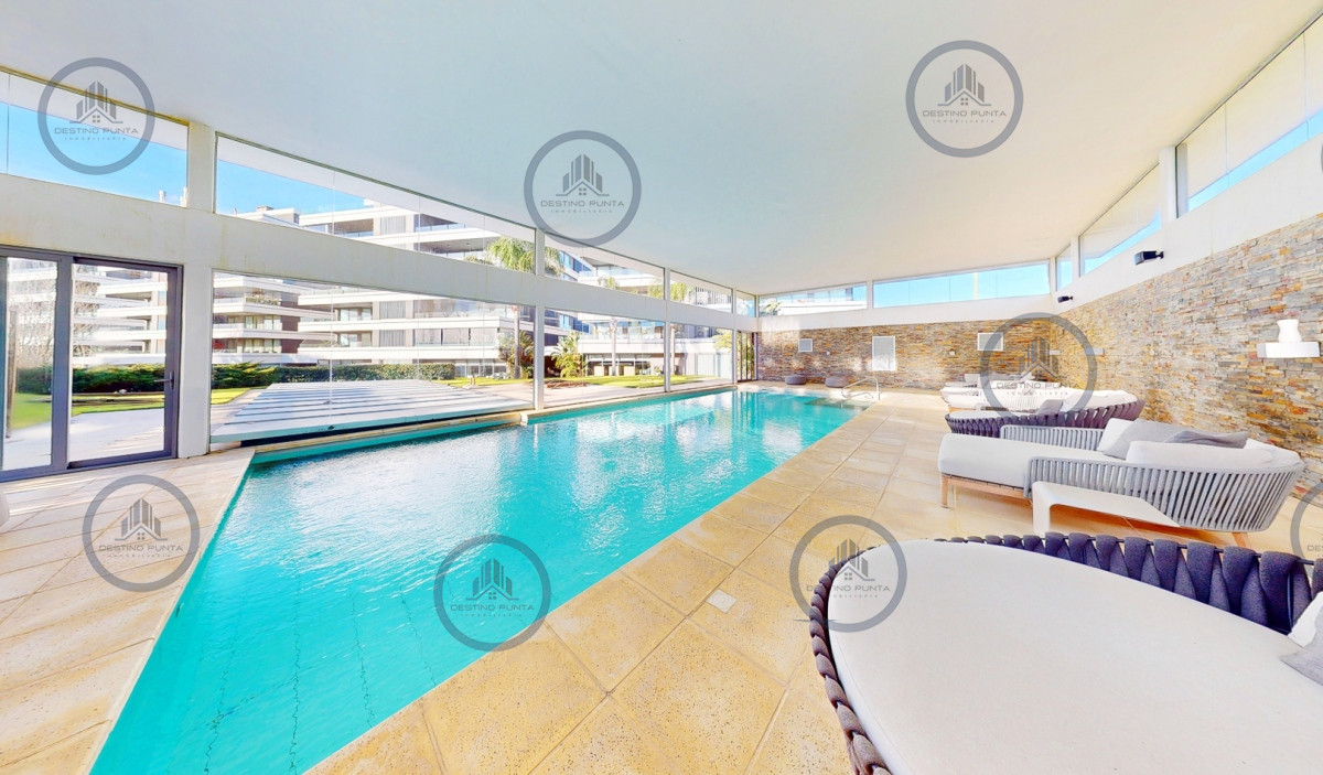 Apartamento ID.1074 - Tiburón Terrazas Barra. Sobre Playa Brava. Punta del Este.