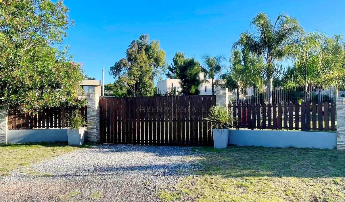 Casa ID.3870 - CASA EN ALQUILER | BARRIO PRIVADO LA RESIDENCE | PUNTA DEL ESTE