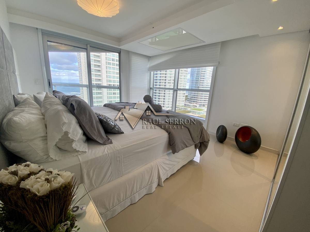 Apartamento ID.2385 - APARTAMENTO EN VENTA DE 3 DORMITORIOS EN PLAYA BRAVA-TERRAZA CON PARRILLERO 