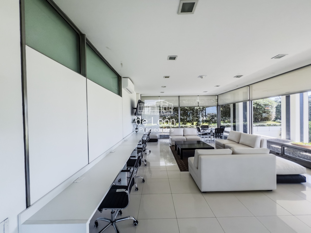 Apartamento ID.14963 - Alquiler temporal, apartamento 3 dormitorios, Tiburon I, Playa Brava, Punta del Este. 