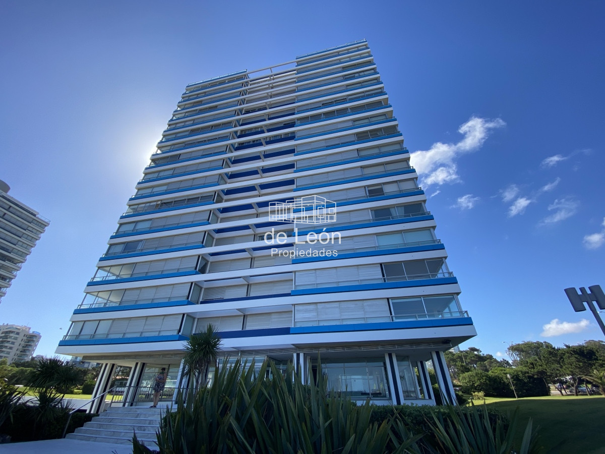 Apartamento ID.14963 - Alquiler temporal, apartamento 3 dormitorios, Tiburon I, Playa Brava, Punta del Este. 