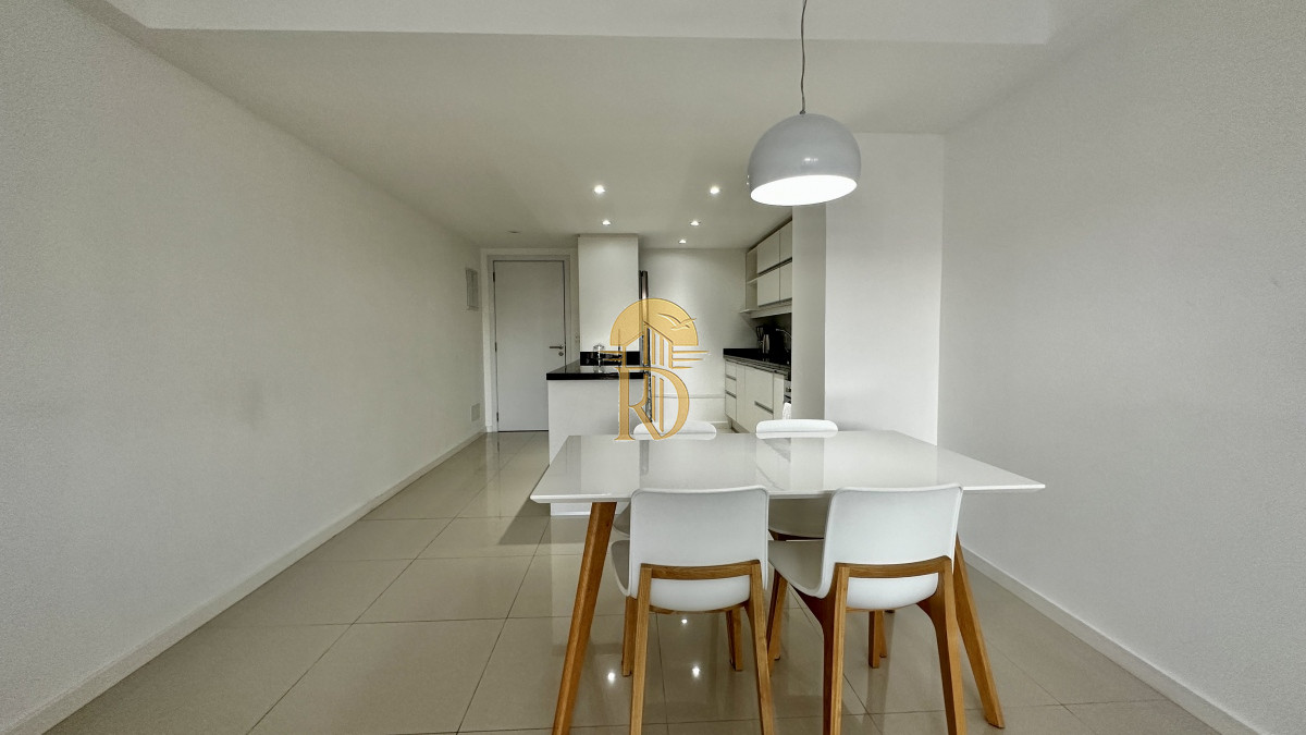 APARTAMENTO EN VENTA. 2 DORMITORIOS. PLAYA BRAVA. TORRE ESMERALDA. -id-752-3