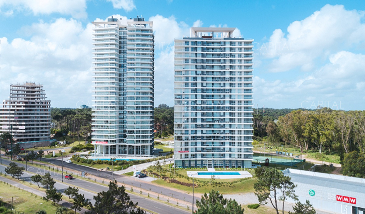 Apartamento ID.36579 - Venta departamento 1 dormitorio Torre One II, zona Roosevelt, Punta del Este.