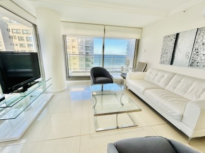 APARTAMENTO EN VENTA DE 2 DORMITORIOS EN SUITE CON VISTA AL MAR-IMPERIALE  - HHO4285A