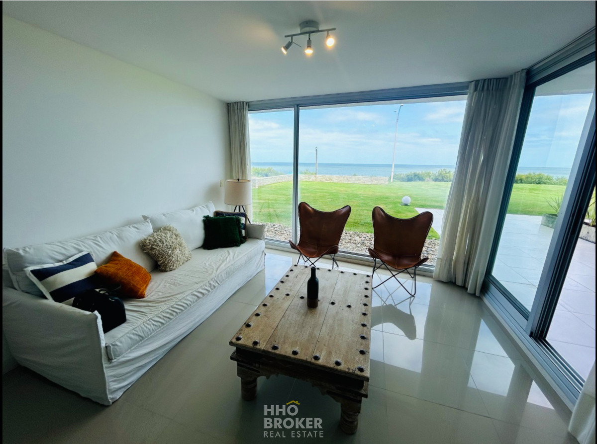 Apartamento de 2 dormitorios en venta, Playa Mansa, Punta del Este. - HHO4247A
