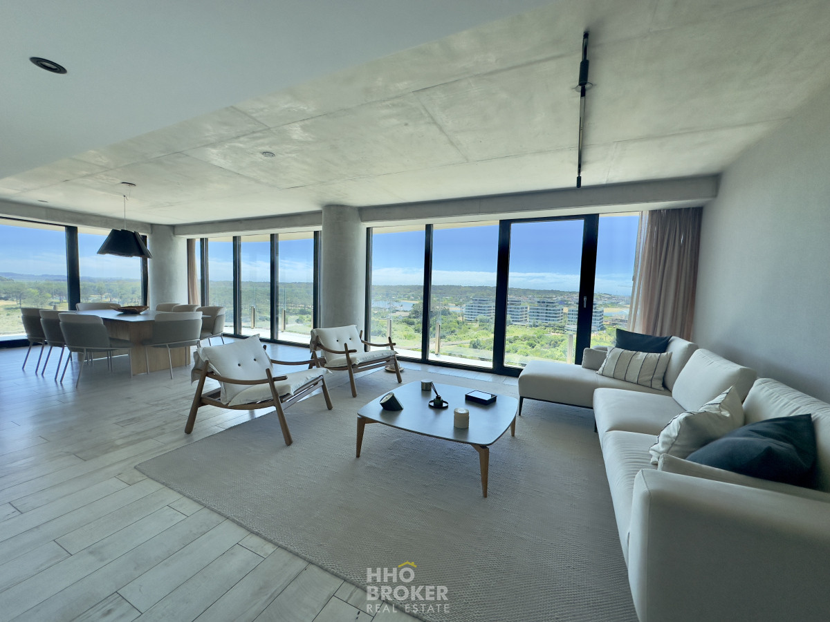 DEPARTAMENTO EN VENTA, 2 DORMITORIOS. PUNTA DEL ESTE. SURFSIDE VILLAGE. - HHO4201A