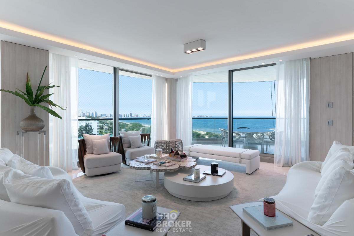 APARTAMENTO EN VENTA. PLANTA UNIFICADA. FENDI CHATEAU. PUNTA DEL ESTE. PLAYA MANSA. - HHO3974A