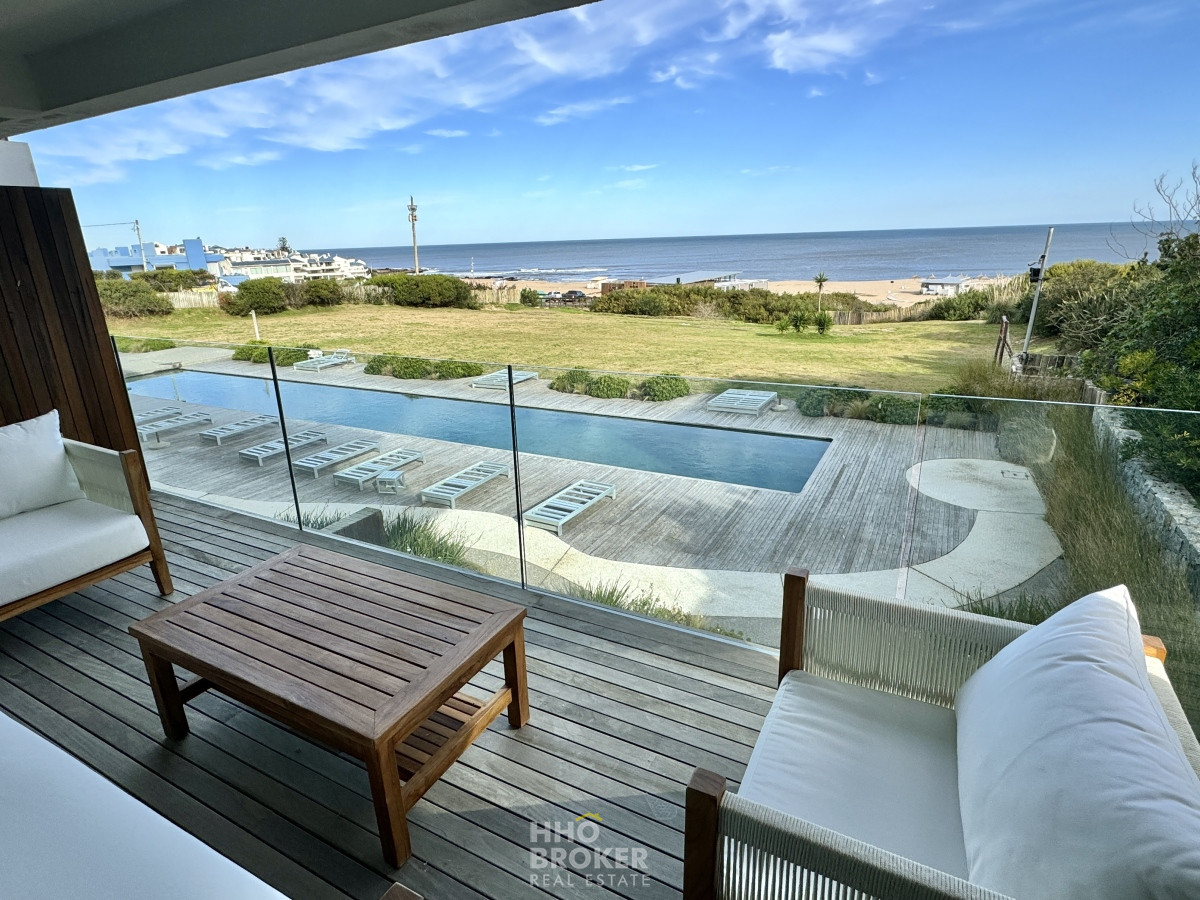 DEPARTAMENTO CON SALIDA DIRECTA AL MAR. MANANTIALES. ESQUINERO. MOOREA BAY I - HHO3337A