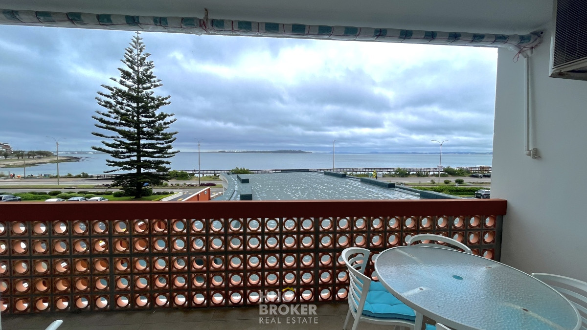 Departamento en venta, Primera fila, Edificio Vanguardia, 1 dormitorio, Playa Mansa, Punta del Este. - HHO3360A