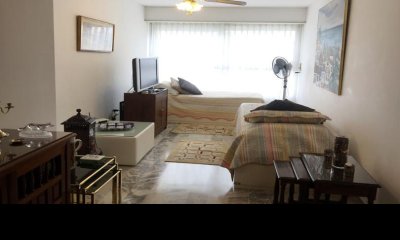 HERMOSO DEPARTAMENTO EN VENTA, PENINSULA, PUNTA DEL ESTE