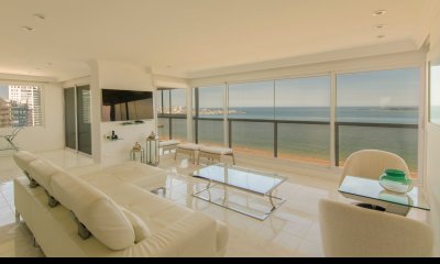 ESPECTACULAR PENTHOUSE EN PLAYA MANSA