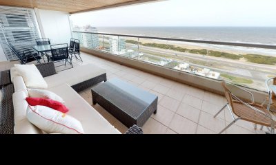 Departamento en alquiler, edificio Icon Punta del Este