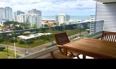 Torre ESMERALDA. Playa Brava, Punta del Este