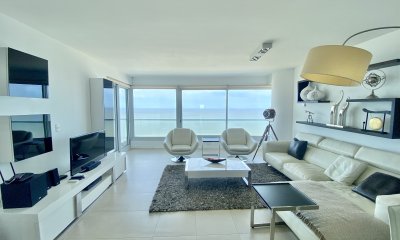 Venta departamento en Le Parc II, Playa Brava, Punta del Este.