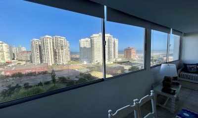 Venta de apartamento on renta, 1 dor. Edificio Vanguardia. Playa Mansa. Punta del Este.