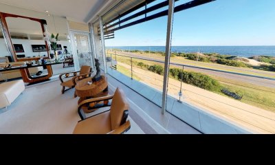 DEPARTAMENTO EN VENTA. FRENTE AL MAR. PLAYA BRAVA. PUNTA DEL ESTE.