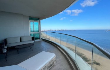 DEPARTAMENTO EN VENTA. FENDI CHATEAU. PLAYA MANSA. PUNTA DEL ESTE.