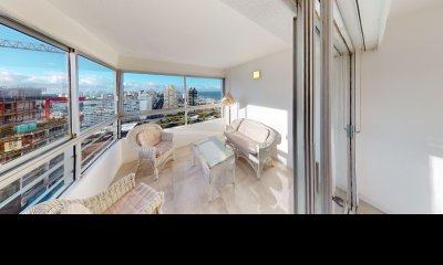 Torre Verona, 3 dormitorios + dependencia. Península. Punta del Este.