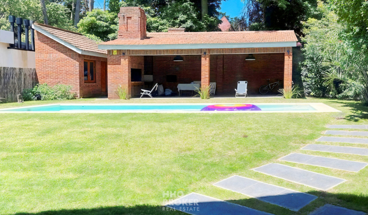 CASA EN ALQUILER | 5 DORMITORIOS | LUGANO PUNTA DEL ESTE - HHO4486C