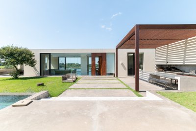 chacra a la venta. barrio privado. villalagos. - hho3380h