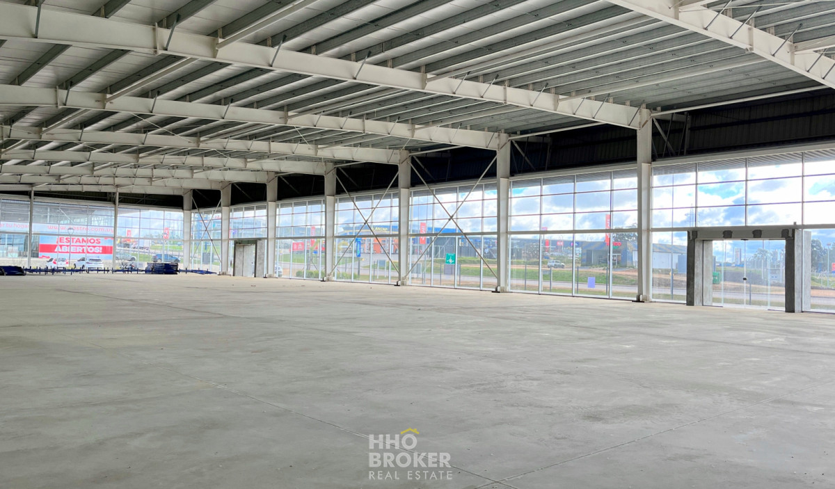 EN ALQUILER | GALPÓN | LOCAL COMERCIAL DE 1.000 m² en Polo Punto 39 - Maldonado - HHO4758L