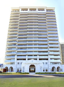 APARTAMENTO EN VENTA DE 2 DORMITORIOS EN SUITE CON VISTA AL MAR-IMPERIALE  - HHO4285A