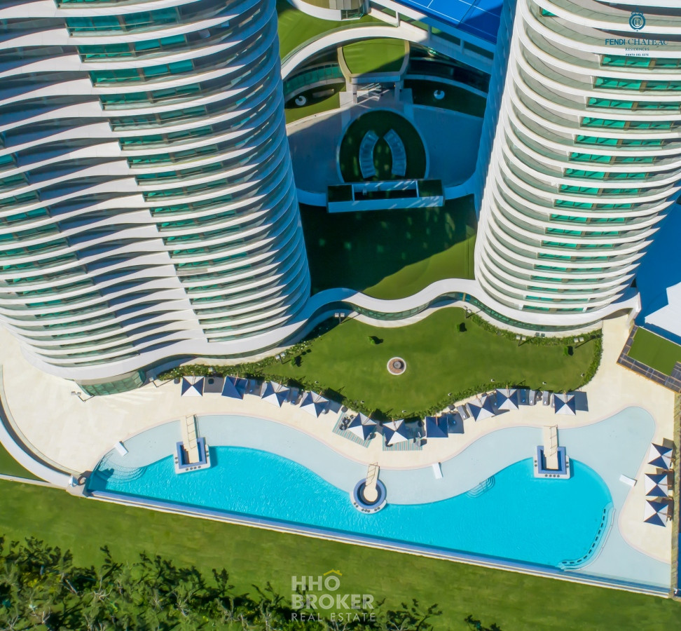 Fendi Chateau Residences, venta departamento 3 suites, Playa Mansa, Punta del Este. - HHO3605A